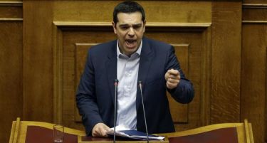 Кој ќе ја спасува Владата на Ципрас и договорот за решавање на спорот за името?