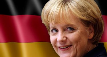 Меркел даде рок за донесување на построги анти ковид мерки
