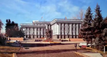 ФОТО: Нов тендер за изградба на неокласичната фасада на Владата