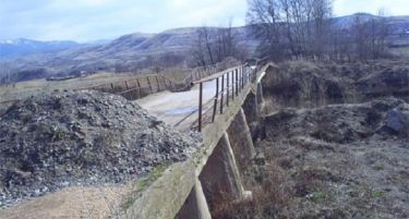 По две години протести и отсеченост, никна мост на Брегалница кај селото Кучичино
