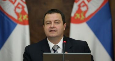 Дачиќ со провокација од Грција: Србија направи грешка што пред 20 години ја призна БЈРМ