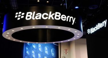 BlackBerry забележа загуба од 965 милиони долари
