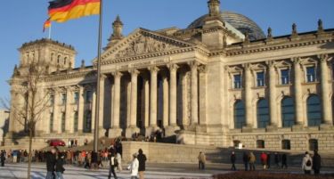 ЛОШИ СИГНАЛИ ОД БЕРЛИН: Кога Германија ќе кивне, Македонија фаќа грип!