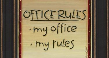 Смешни и вистинити канцелариски закони