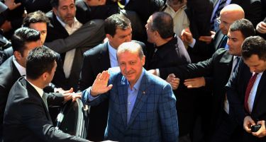 Ердоган ги забрани првомајските протести на Таксим