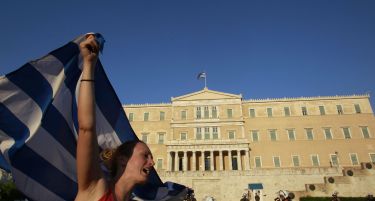 Ќе има ли ново “кастрење” на грчкиот долг?