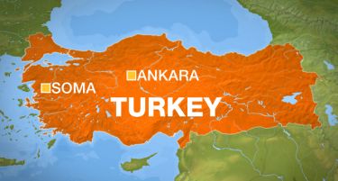 Стотици заробени по експлозија во рудник за јаглен во Турција