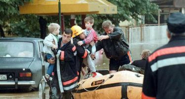 Најмалку 20 загинати во поплавите во Србија и БиХ