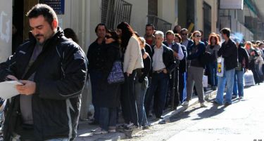 На Грција и тргна годинава – се намалува и невработеноста
