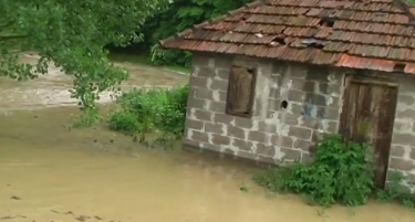 (ВИДЕО) НЕ Е ГОТОВО: Нови поплави во БиХ!