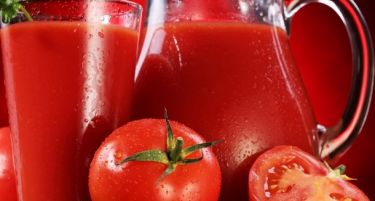 Истражување: Сок од домат против рак на дојка