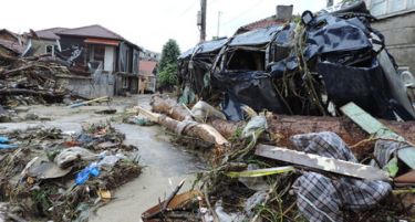 Груевски и понуди помош на Бугарија за справување со поплавите