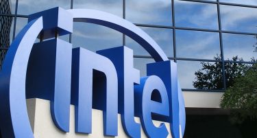 Интел оствари приходи во вториот квартал од 13,8 милијарди долари