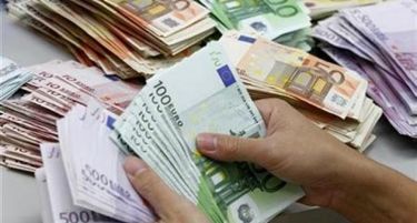 Пред утрешното раздолжување, Владата денес се задолжи за нови 124 милиони евра!