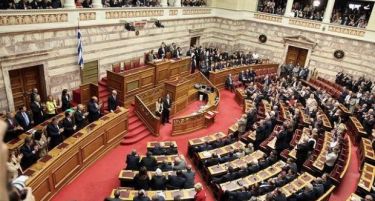 Предвремени парламентарни избори во Грција по неуспехот да се избере претседател