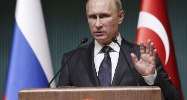 (ВИДЕО) Во светот хаос, во Русија мед и млеко: Ваква идеална држава сака Путин да видите
