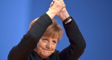 ПО ОСМИ ПАТ: Меркел повторно избрана за претседателка на ЦДУ