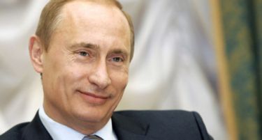Путин: Никој не може да ја заплаши или изолира Русија!