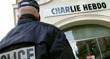 (ВИДЕО) ПАРИЗ: Напаѓачи убиле 10 новинари на сатиричен весник!