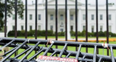 Руски хакери навлегле во компјутерската мрежа на Белата куќа