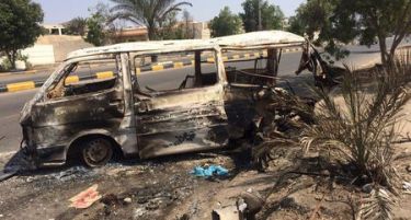 Бунтовниците во Јемен водат битка за пристаништето Аден