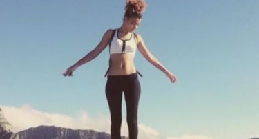 (ВИДЕО) Млада Британка загина по скок со банџи во Шпанија