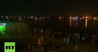 (ВИДЕО) Судир на траект и товарен брод во Нил, загинале 21 лице