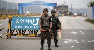 Двете Кореи преговараат против “неизбежната војна”