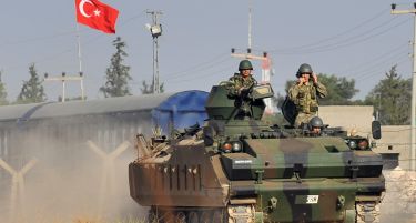 Турција се спрема за копнена офанзива во Сирија