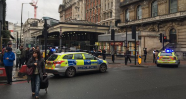 (ФОТО) Евакуација во Лондон: Хаос поради бомба која уште не експлодирала!