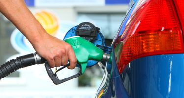 НОВИ ЦЕНИ: Бензините поевтинуваат, цената на дизелот останува иста
