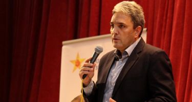 Петар Атанасов планира да формира политичка партија