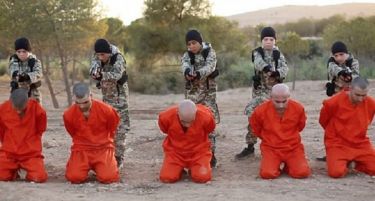 Деца егзекутираат заробеници на „Исламска држава”