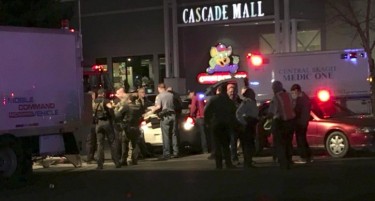 ВИДЕО: МАСАКАР ВА ВАШИНГТОН: 4 лица убиени во пукање во трговски центар