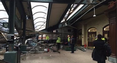 ФОТО+ВИДЕО: Воз удри во железничка станица - десетици повредени