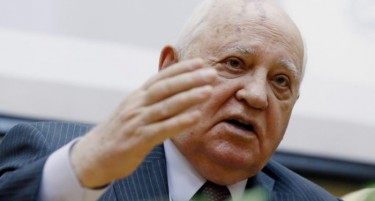 Горбачов со тешки зборови за односите на Москва и Вашингтон