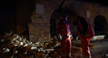 ФОТО+ВИДЕО: Што се е уништено по земјотресите во Италија?
