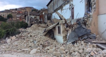 ВИДЕО: Што оставија зад себе силните земјотреси во Италија?