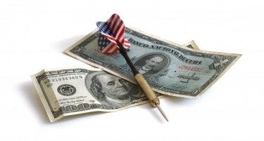 Голем скок во САД, Американците ги празнат паричниците
