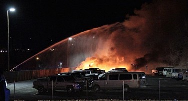 Видео: Медицински авион се сруши на паркинг во Невада, има повеќе жртви