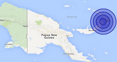 Земјотрес од 8 степени ја погоди Папуа Нова Гвинеја, страв од цунами