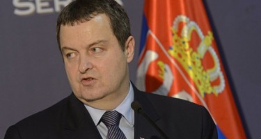 Дали албанската дијаспора планира заземање на српски амбасади?