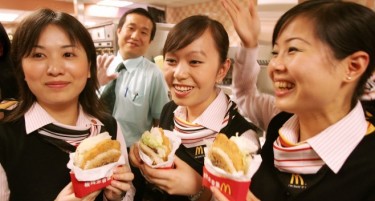 McDonald's продава 80% од бизнисите во Кина и Хонг Конг