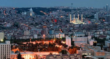 Анкара еден месец ќе паузира со јавни собири