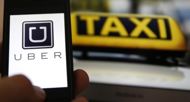Uber НА УДАР НА ТРАМП: Компанијата загуби 200 000 сметки поради миграциските забрани