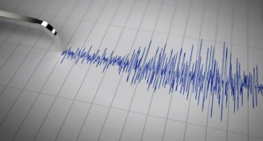 Силни земјотреси кај Измир и на Лезбос