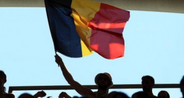 ПРОТЕСТИТЕ ЌЕ СЕ ЗГОЛЕМАТ: Владата во Романија узвоила скандалозен декрет и за буџетот