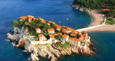 Црна Гора заработила скоро 900 милиони евра од туризам