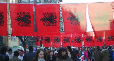 Дали по Македонија, албанска платформа ќе има и во Србија?