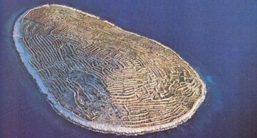 (ФОТО) БАЛКАНОТ КРИЕ ТАЈНО, УНИКАТНО МЕСТО: Сте слушнале ли за Островот кој наликува на отпечаток од прст?